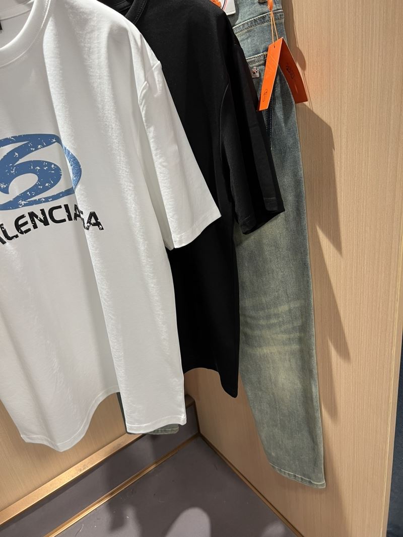 Balenciaga T-Shirts